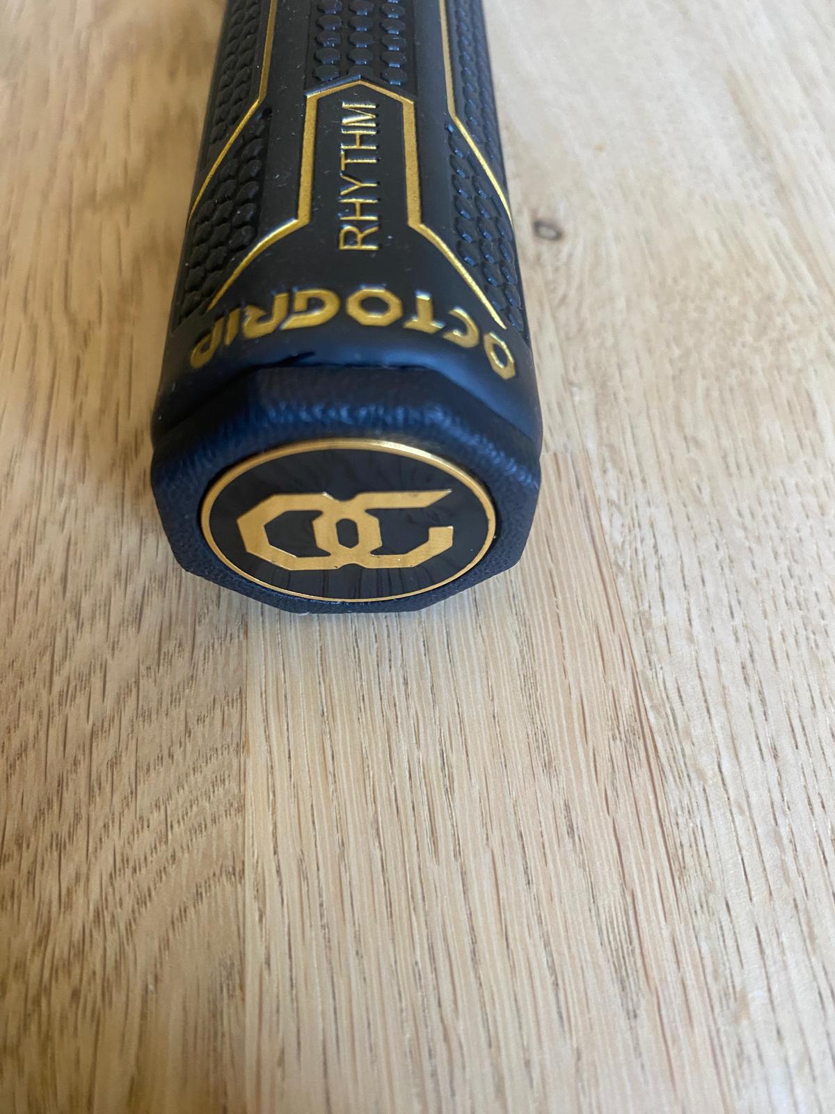 OCTAGON PUTTER GRIP Light Weight Black and Gold Skin